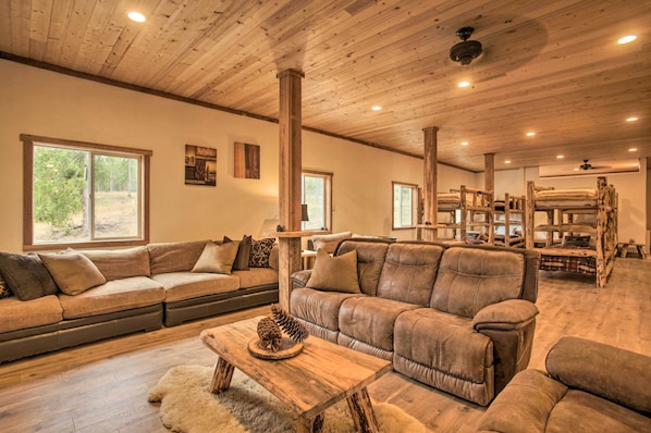 TV, fireplace, video games, DVD player