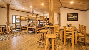 Dining - Rural Kettle Falls Bunkhouse w/ Airstrip & Trails! (Kettle Falls)