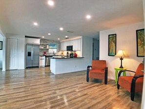 House, Lakeside | Living area