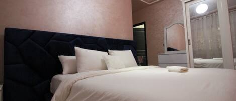 3 Schlafzimmer, Bügeleisen/Bügelbrett, WLAN, Bettwäsche