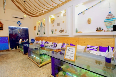 Restaurant. Hotel Le Prince