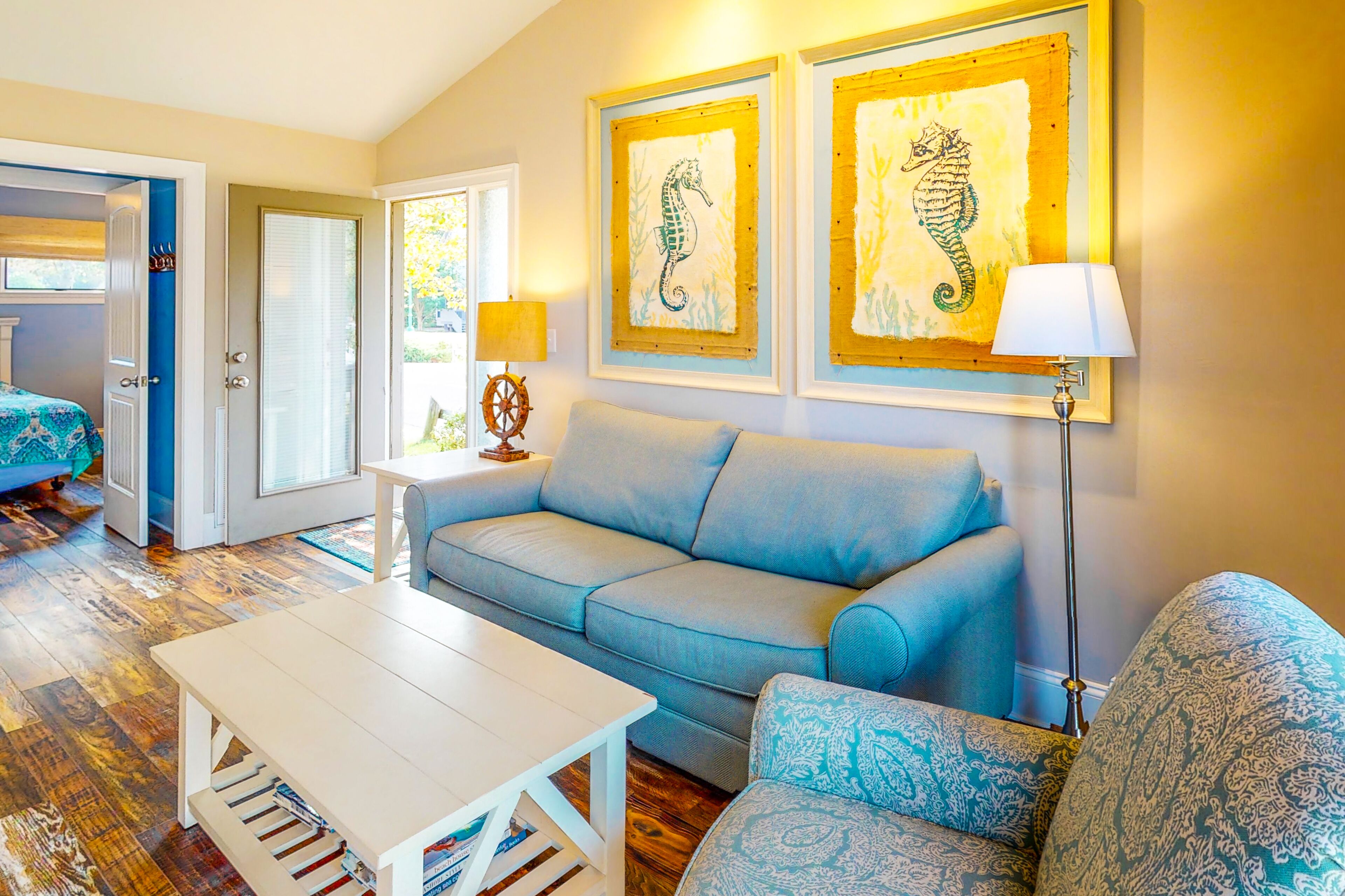 Sea Colony Tennis 1st floor condo w/ gym, free WiFi, and pool!