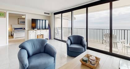 Sea Colony Ocean 15th floor condo w/ pool, tennis/pickleball courts, gym
