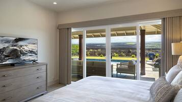 4 bedrooms, iron/ironing board, travel crib, WiFi