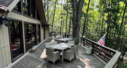 Plan Your Summer Stay – Family-Friendly House w/ Beach & Pool Access!