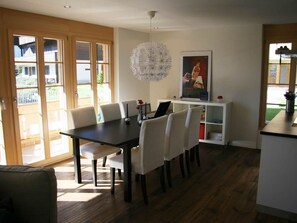 Dining - Nice apartment for 4 people with WIFI, TV and balcony (Adelboden)