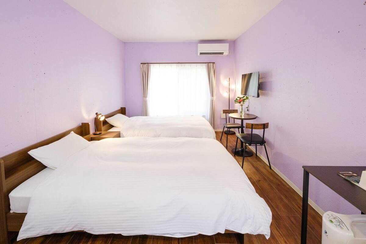 Desk, WiFi (free), bed sheets