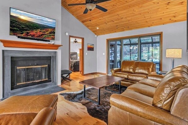 TV, fireplace, table football, ping pong