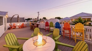 Outdoor dining - **MAYA’S SECRET TREASURE @ DUVAL** Pool & Balcony over Duval + LAST KEY SERVICES (Key West)