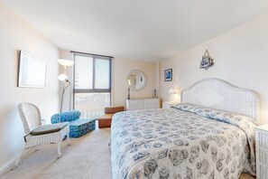 3 slaapkamers, een strijkplank/strijkijzer, internet, beddengoed