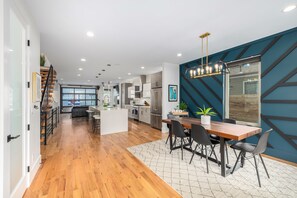 Dining - Roof Top Patio, Hot Tub, & Minutes from Downtown! (Denver)