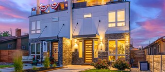 Roof Top Patio, Hot Tub, & Minutes from Downtown!