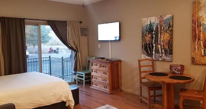 The Birch Room at The Prospector - Cozy Park City Condo