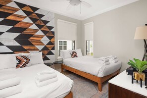 Unclassified image, 5 of 49, button