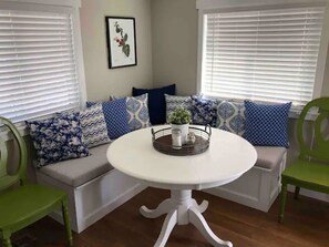 Dining - Sandy Foot Retreat in Heart of Garden City  Boat parking & huge yard  #013201 (Garden City)