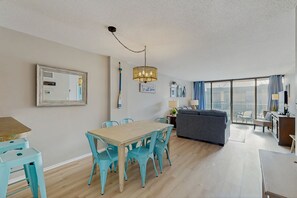 Televisión y reproductor de DVD 