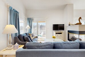 TV, fireplace, DVD player