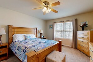 3 dormitorios, tabla de planchar con plancha, wifi y ropa de cama