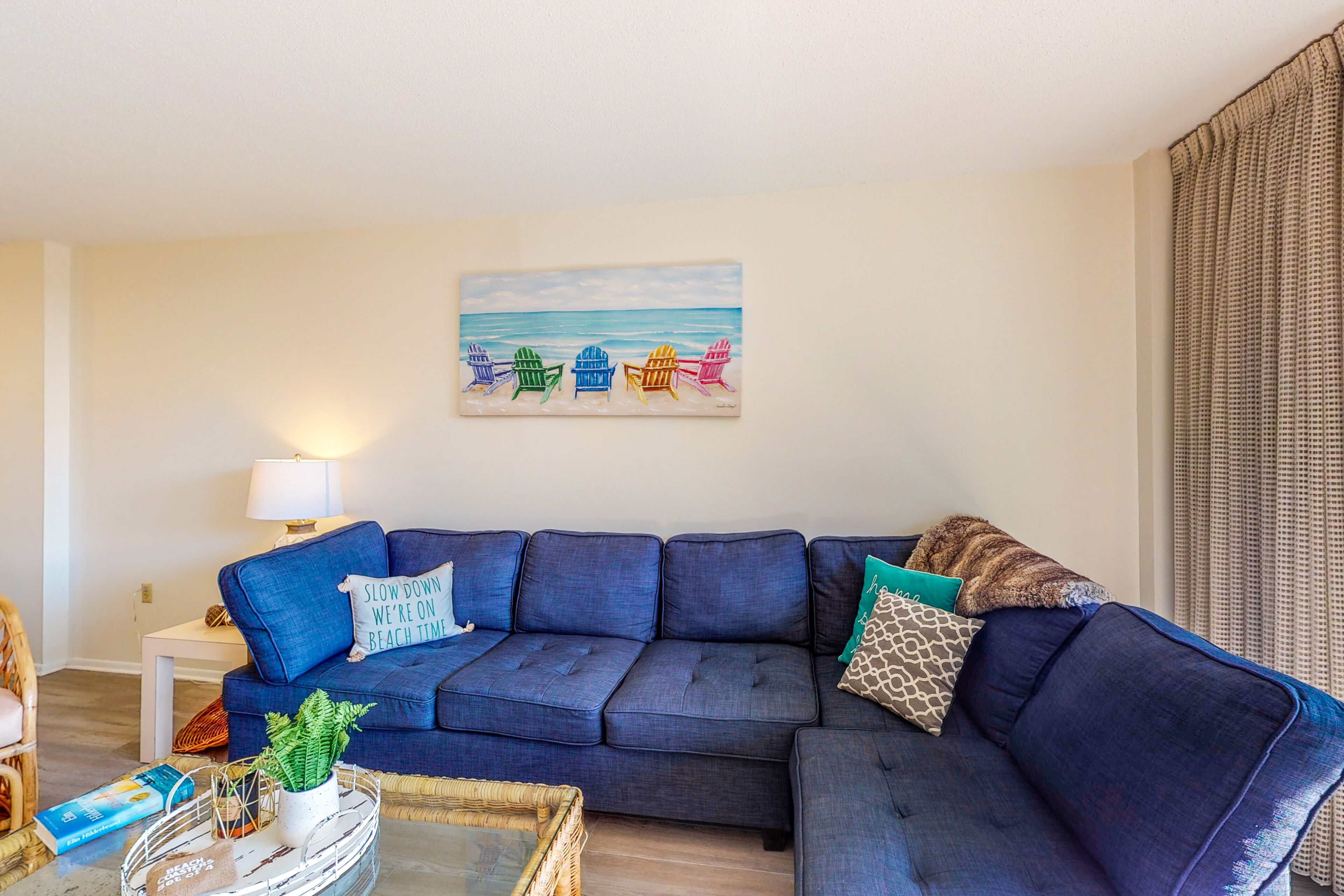 Sea Colony 2nd floor condo with pool, tennis, balcony, washer/dryer, elevator