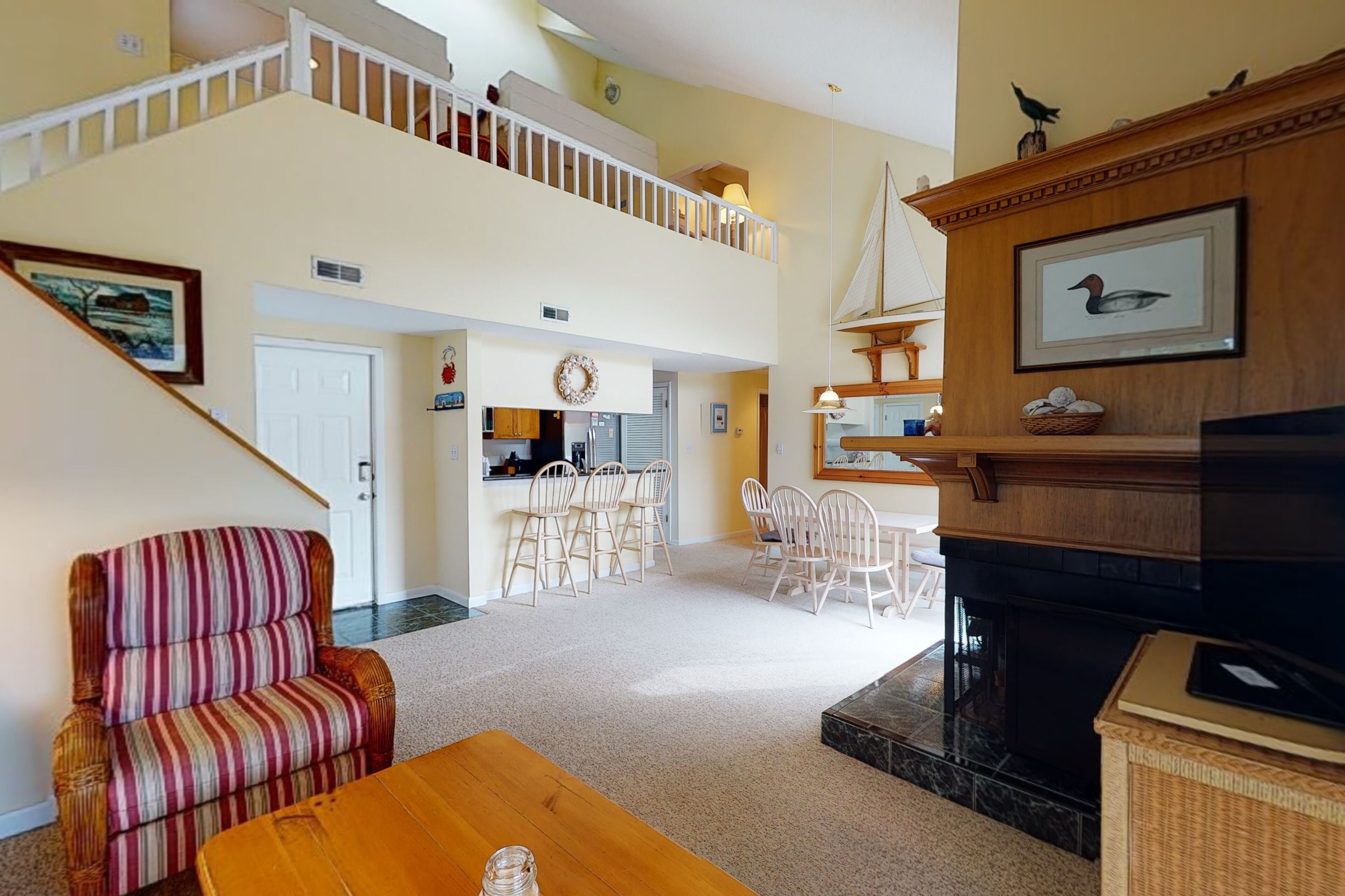 Sea Colony Tennis 2nd floor condo w/ gym, shared sauna, and balcony