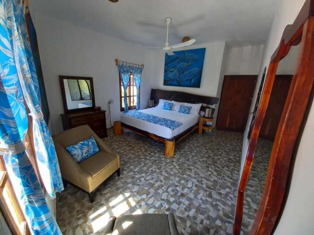 Casa El Delfin, 2nd Floor (Apt. 1) Estacahuite