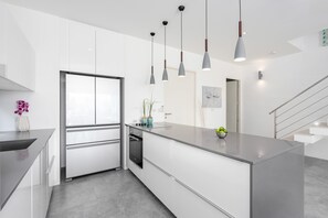 Luxury-Villa | Eigene Küche