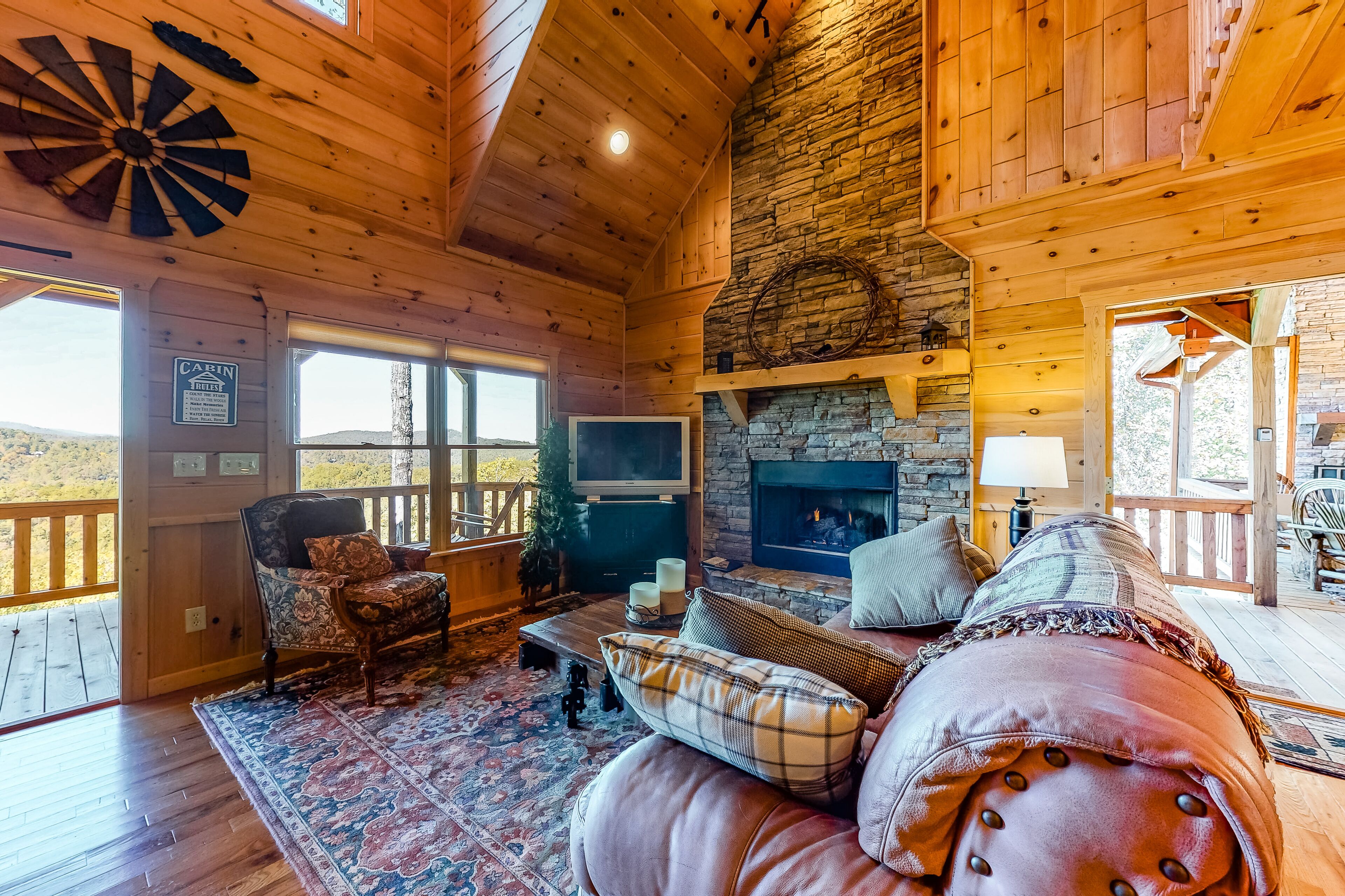 Secluded Two-Story Home w/ Two Fireplaces, Private Hot Tub, & Mountain Views,