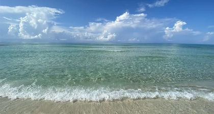 Private Pool, 4 bikes, Steps to Seagrove Beach!