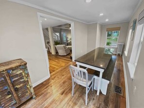 Dining - Private Pool, 4 bikes, Steps to Seagrove Beach! (Santa Rosa Beach)