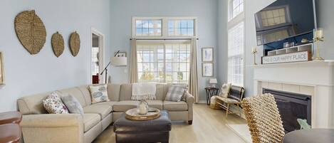 TV, fireplace, DVD player