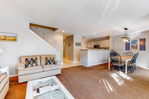 TV, fireplace, DVD player