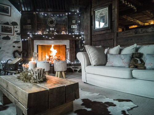 Enchanting luxury chalet