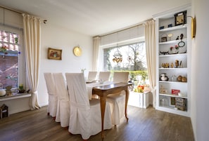 Restaurant - Bauerncafé & Pension Drostenhof (Rees)