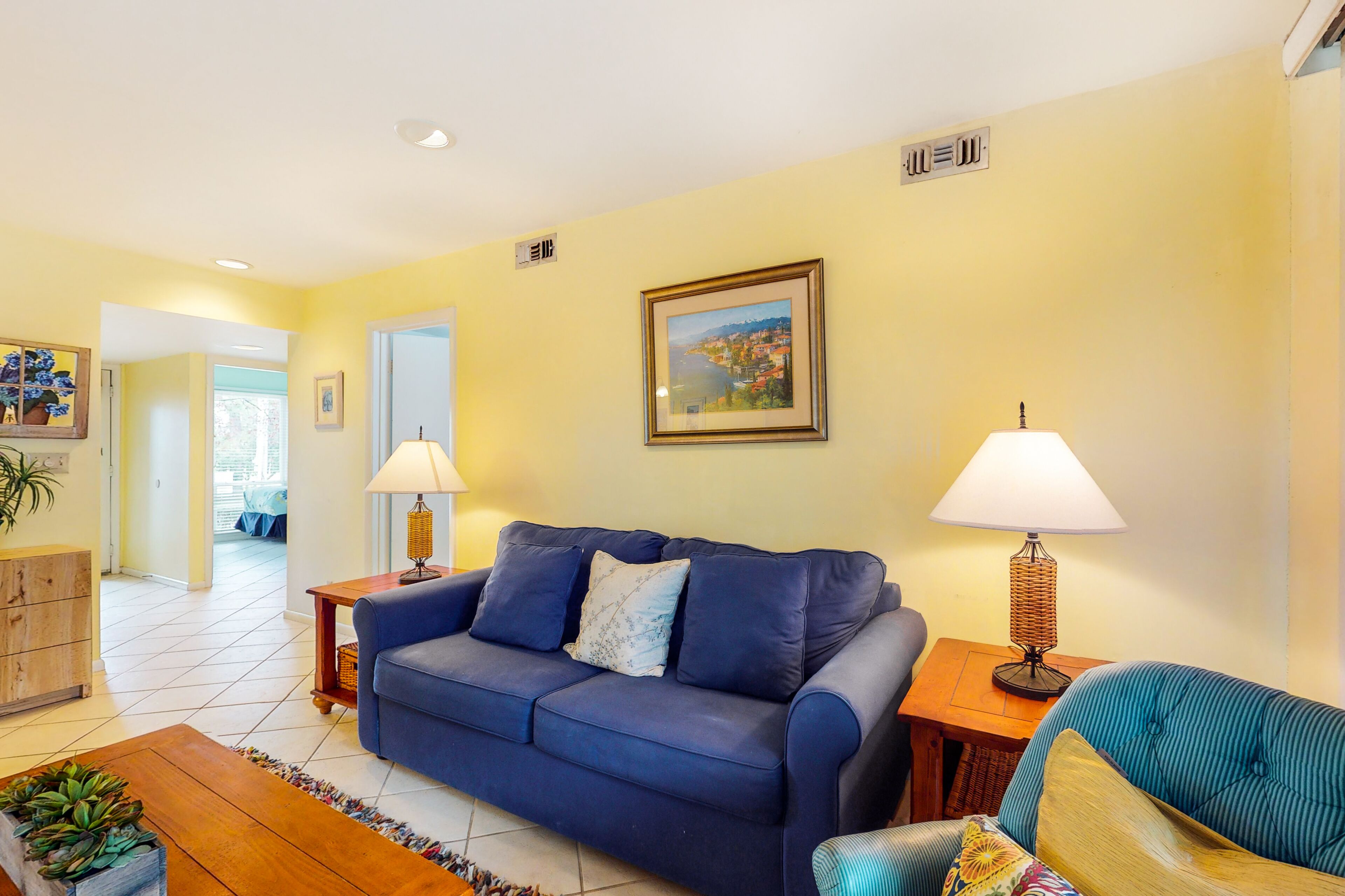 Sea Colony Tennis 1st-floor condo with pools, gym & private beach