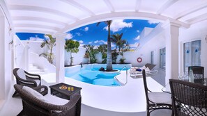 Piscine extérieure