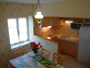 Dining - Spacious Split-Level Cottage with Terrace near Saint-Dié - Sleeps 5 (Taintrux)
