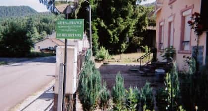 Spacious Split-Level Cottage with Terrace near Saint-Dié - Sleeps 5