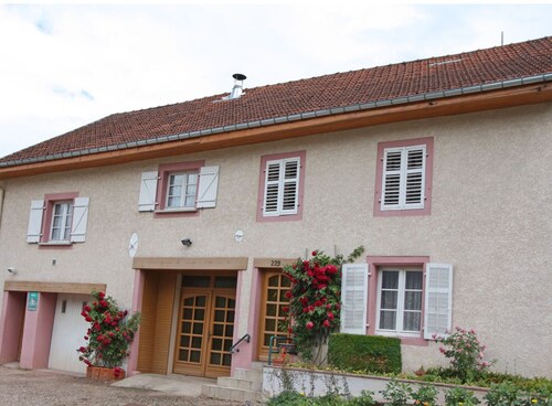 Spacious Split-Level Cottage with Terrace near Saint-Dié - Sleeps 5