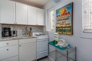 Fridge, microwave, oven, stovetop - ☀️ Quaint & Sunny 1 Bed w/ Heated Pool & Shuffleboard on Treasure Island Beach! (Treasure Island)
