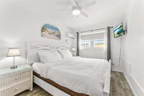 2 slaapkamers, een bureau, een strijkplank/strijkijzer, gratis wifi