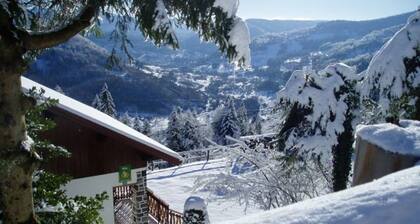Charmant chalet de montagne avec terrasse et vue imprenable