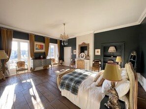 9 Schlafzimmer, Bügeleisen/Bügelbrett, Reisekinderbett, kostenloses WLAN
