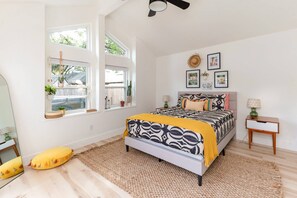 3 bedrooms, iron/ironing board, free WiFi, bed sheets - Newly Remodeled, Private Pool & Hot Tub, Xbox, Ping Pong, Foosball, Fully-equipped Kitchen (Round Rock)