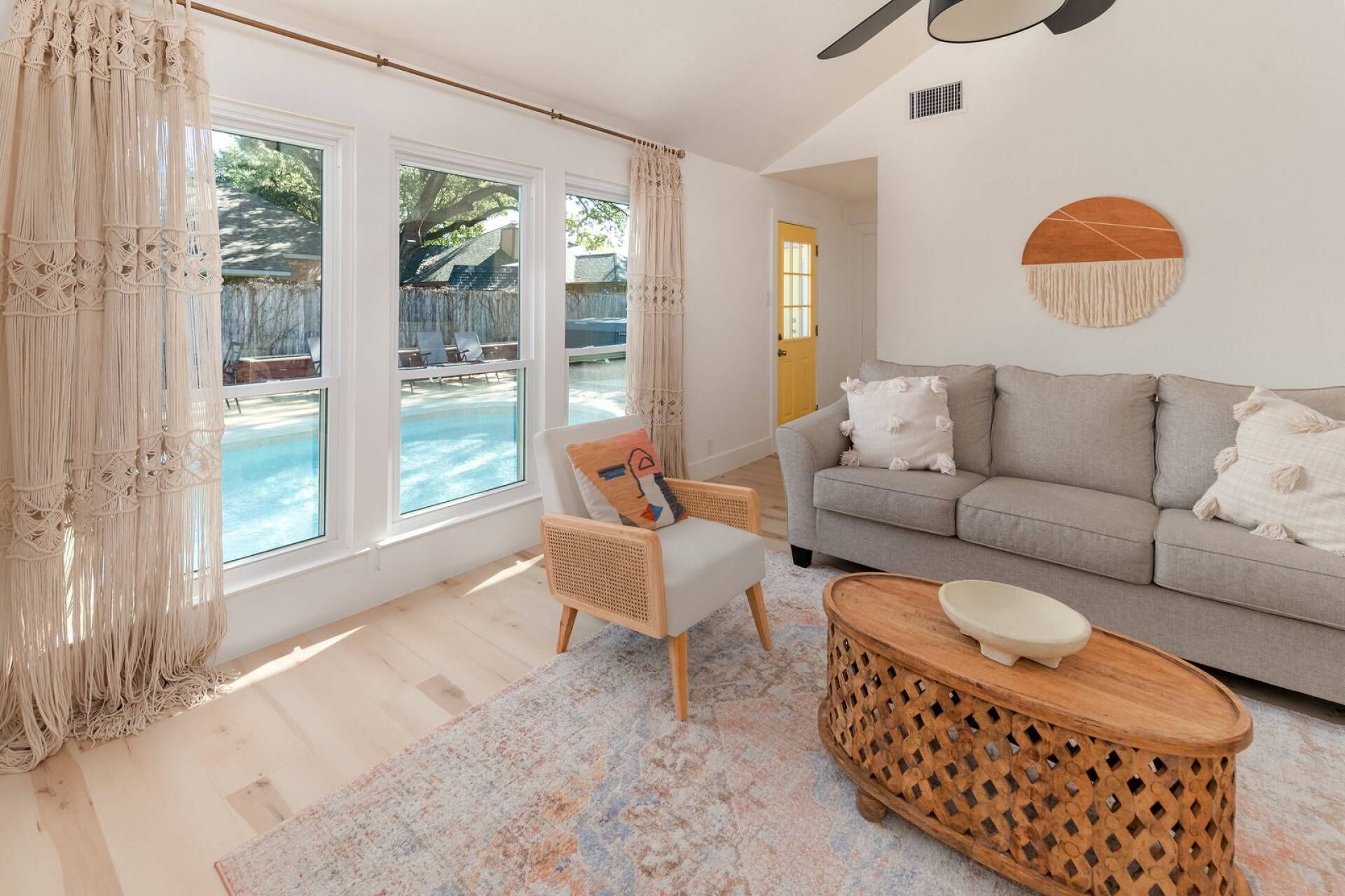 Una Smart TV, videojuegos, Netflix, Hulu