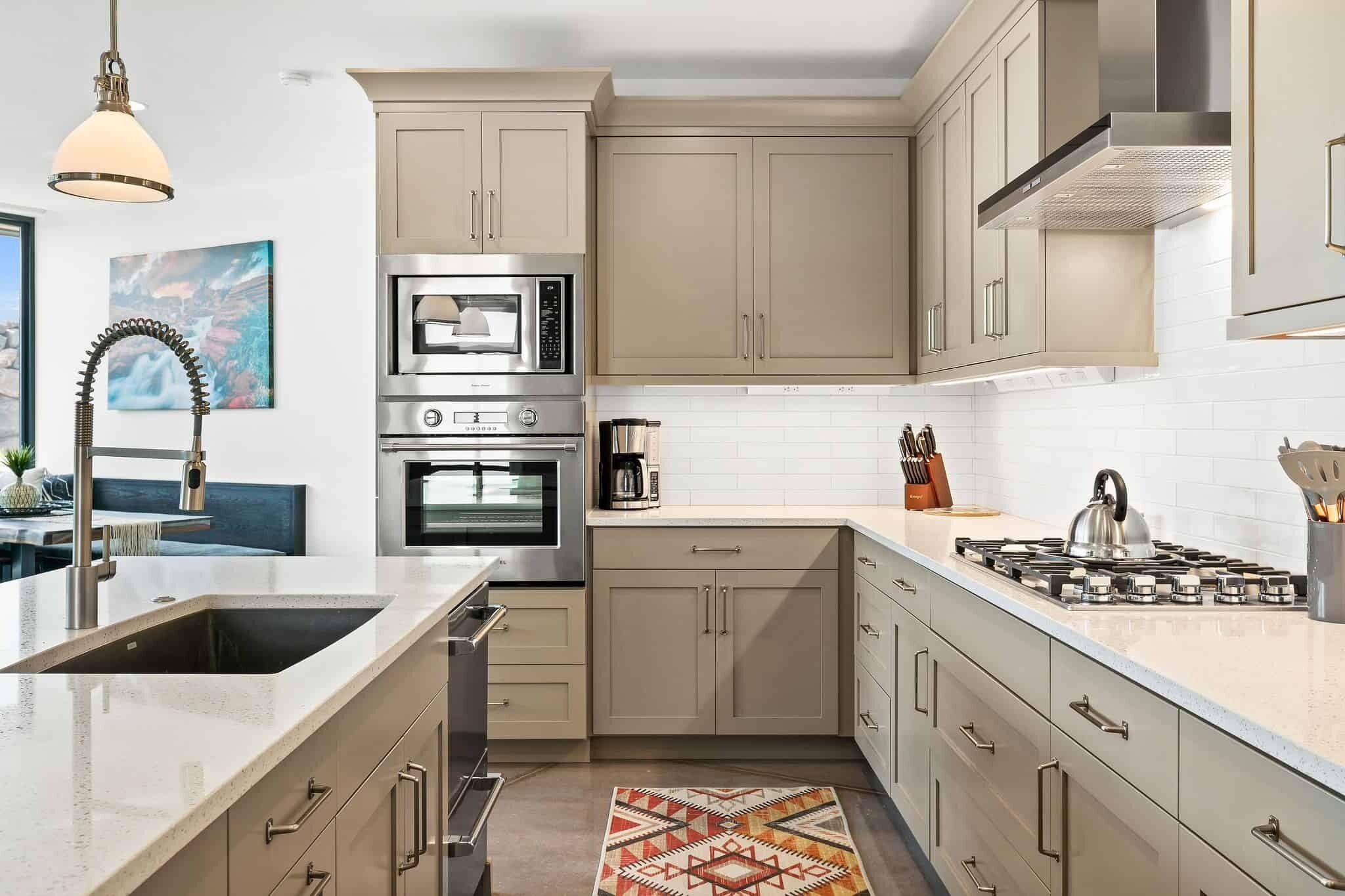 Enchanting Encanto #1 GORGEOUS LUXURY HOME!