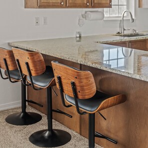 Interior - Green Views, Golden Location | Near Branson Fun (Branson)