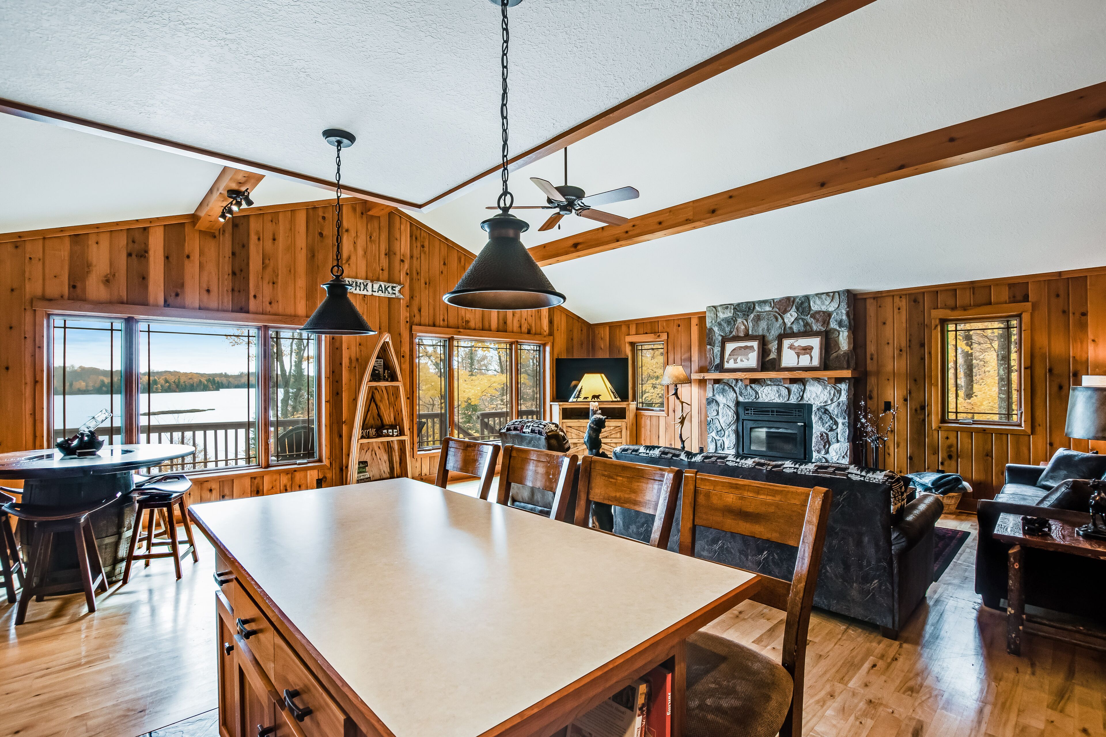 Lakefront, dog-friendly retreat w/ kayaks, canoe, basketball, & beach area!