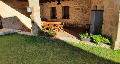 RURAL HOUSE IN A UNIQUE NATURAL ENVIRONMENT