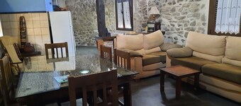 RURAL HOUSE IN A UNIQUE NATURAL ENVIRONMENT