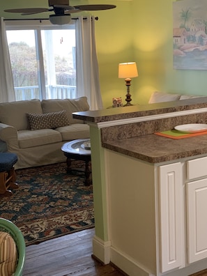Smart TV - Sandy Dunes BeachFront Cottage - Beach Front (Norfolk)